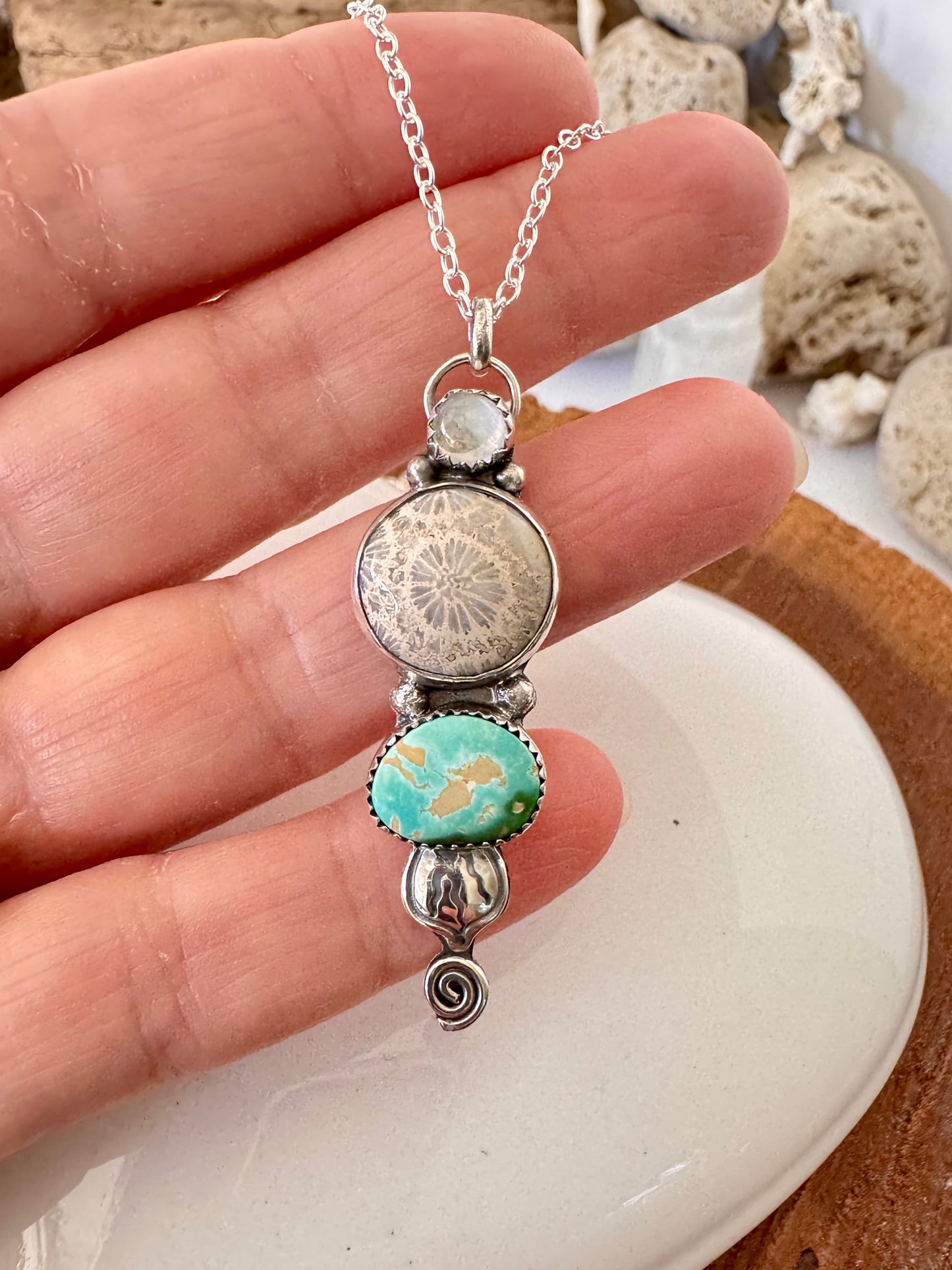 Summer Dreamer Totem Necklace Turquoise