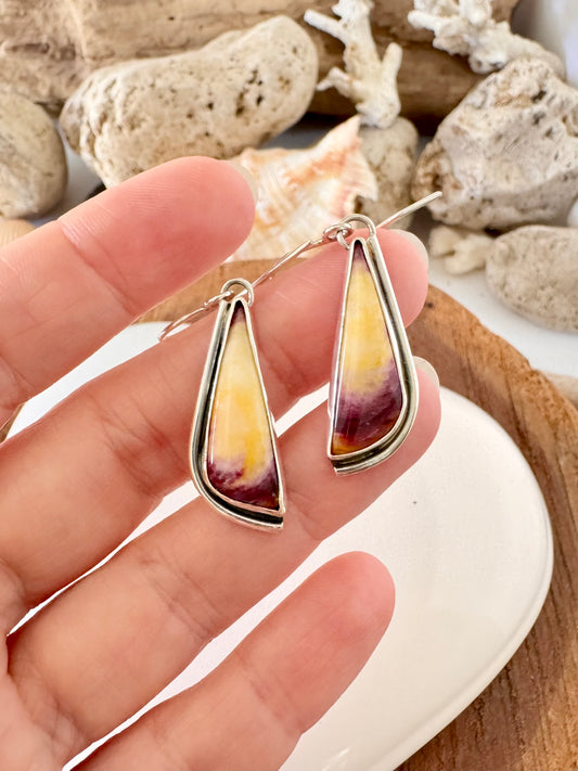 Spiny Oyster Earrings