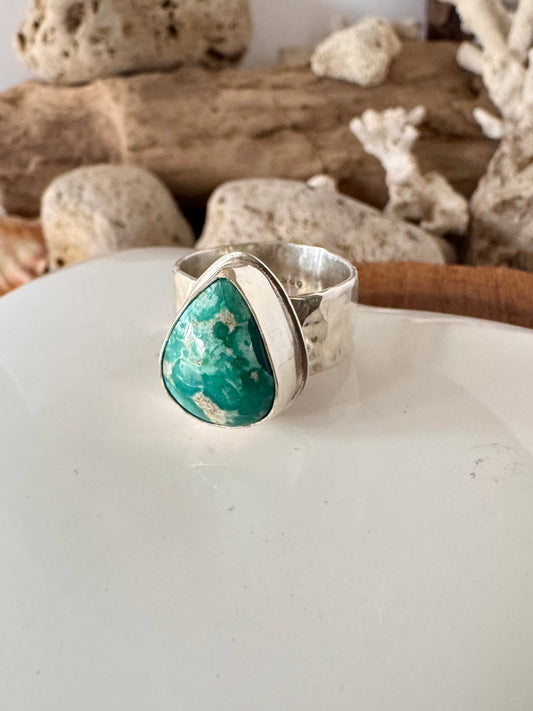 Chunky silver and turquoise ring Size 8.5