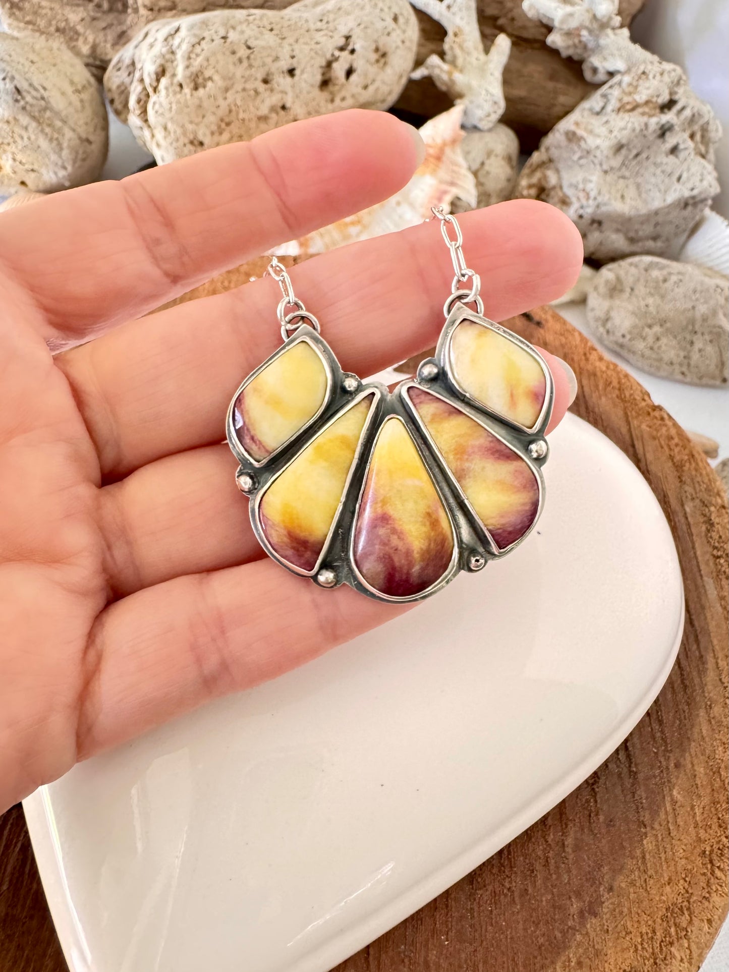 Spiny Oyster Bloom Necklace