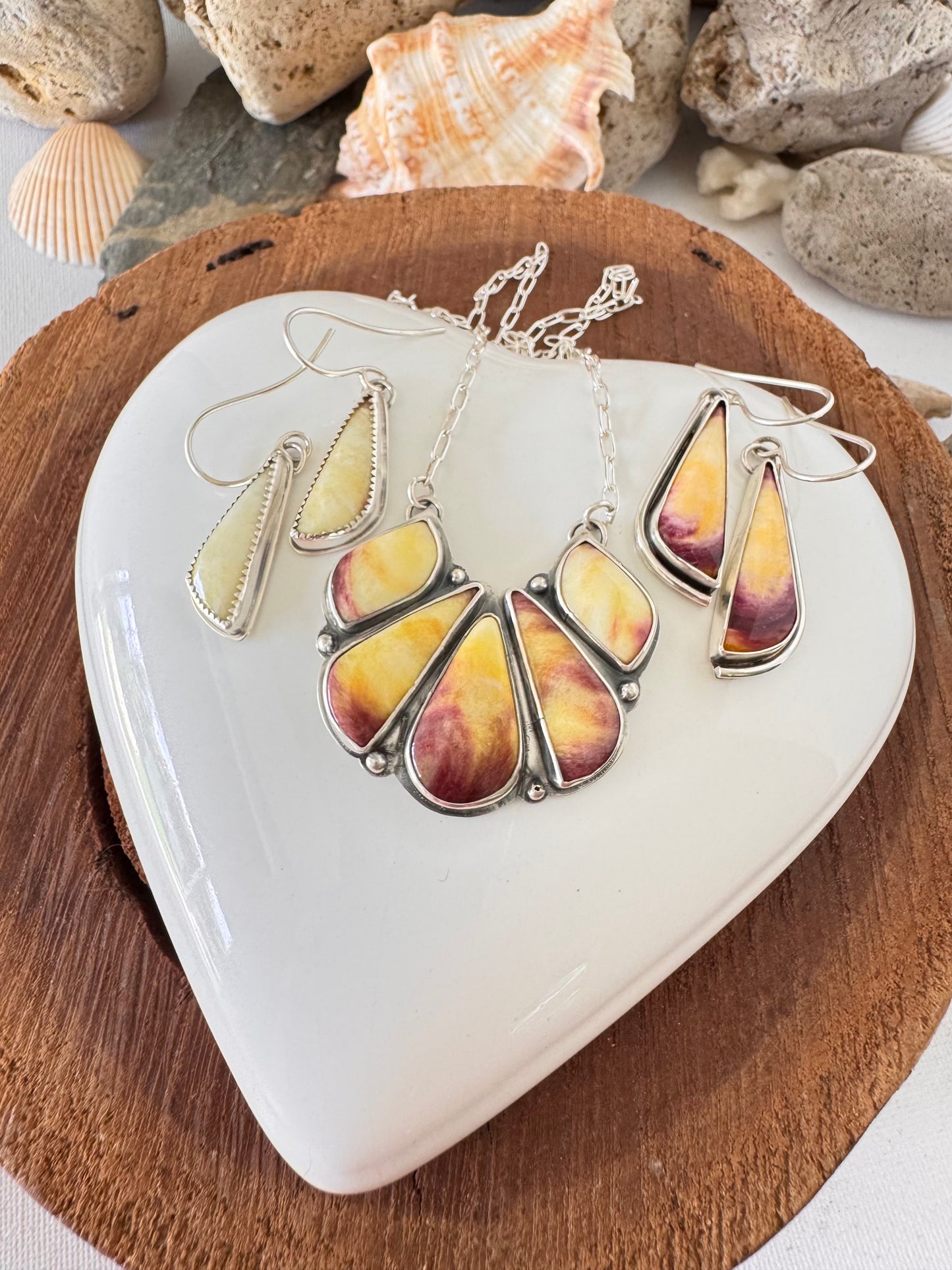 Spiny Oyster Earrings