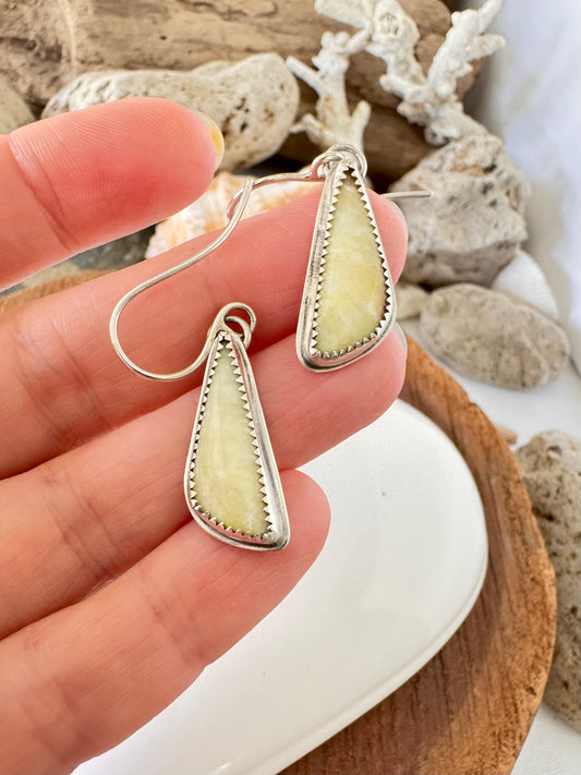 Spiny Oyster Earrings