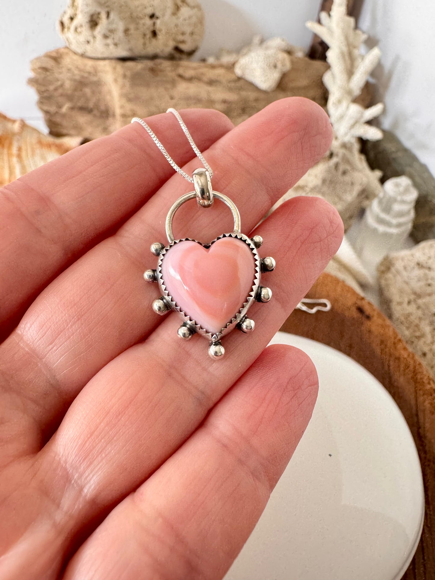 Beautiful Pink Queen Conch Shell Heart Necklace