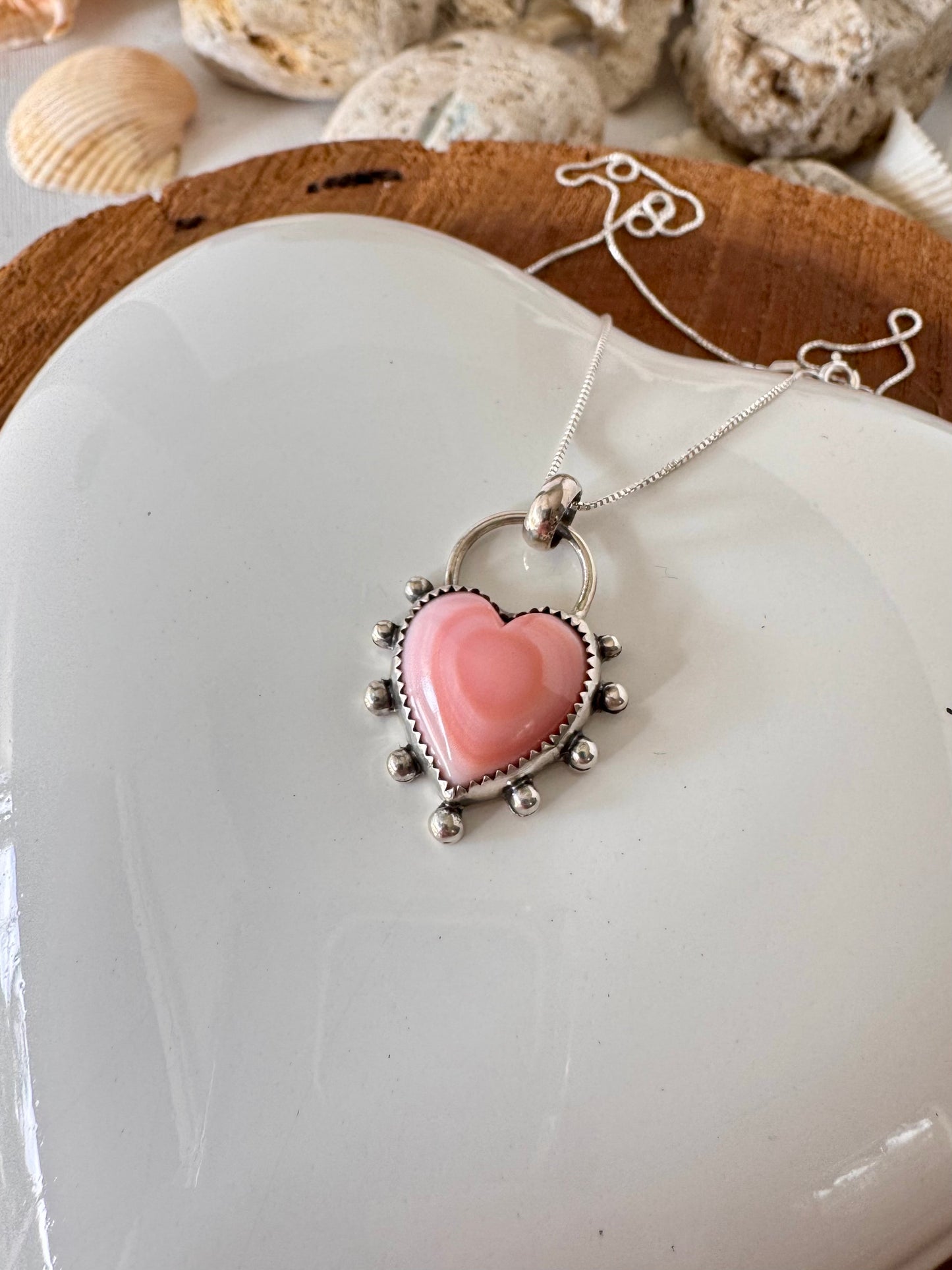 Beautiful Pink Queen Conch Shell Heart Necklace