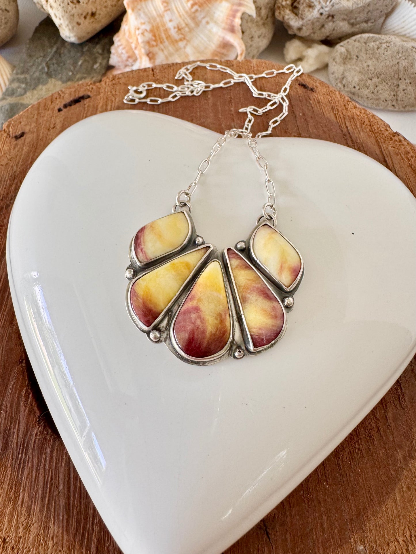 Spiny Oyster Bloom Necklace