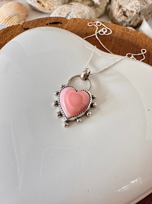 Beautiful Pink Queen Conch Shell Heart Necklace