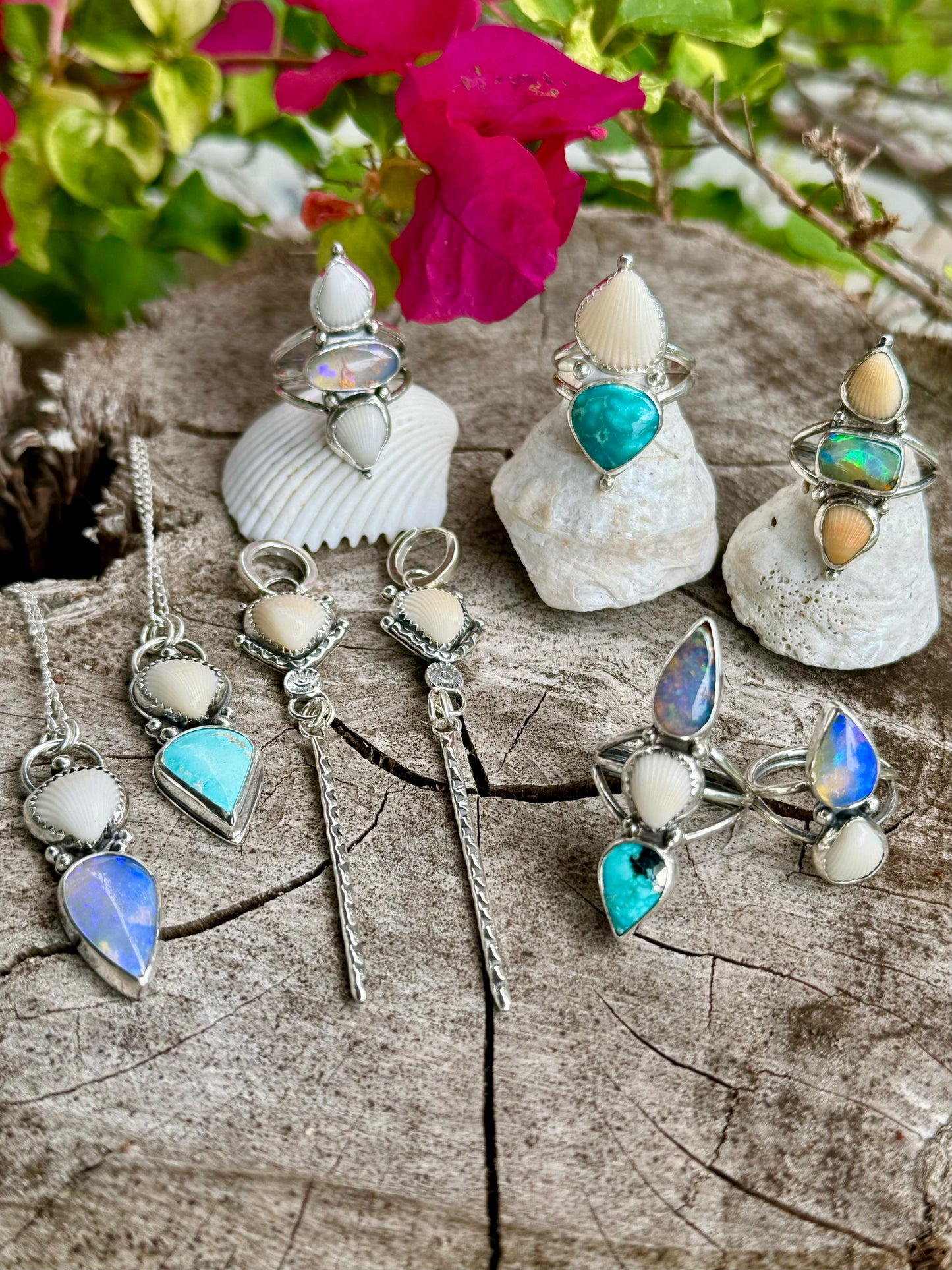 The Oceana Collection triple seashell ring with opal Size 7.5 (O1/2)